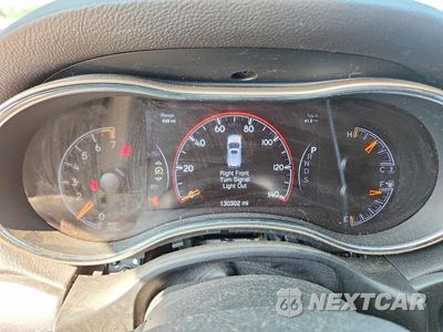 Zdjęcie 9 z 13 samochodu: 2015 JEEP GRAND CHEROKEE LAREDO VIN:1C4RJFAG4FC196194 - miniatura