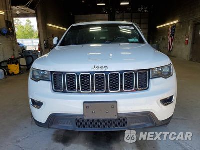 Piąte zdjęcie samochodu w środku: 2018 JEEP GRAND CHEROKEE LAREDO VIN:1C4RJFAG2JC351382 - miniatura