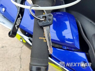 Zdjęcie 8 z 9 samochodu: 2014 YAMAHA YZFR1 VIN:JYARN23E0EA016837 - miniatura
