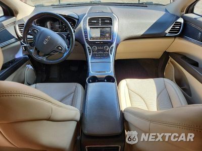 Zdjęcie 8 z 13 samochodu: 2017 LINCOLN MKX RESERVE VIN:2LMPJ8LR4HBL40489 - miniatura