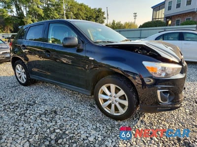 Czwarte zdjęcie samochodu z boku: 2013 MITSUBISHI OUTLANDER SPORT SE VIN:4A4AR4AU5DE013850 - miniatura