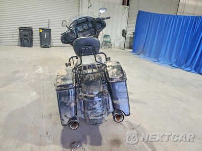 Czwarte zdjęcie samochodu z boku: 2018 HARLEY-DAVIDSON FLHXS STREET GLIDE SPECIAL VIN:1HD1KRC18JB677583 - miniatura