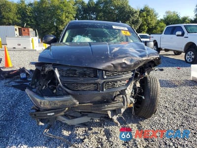 Piąte zdjęcie samochodu w środku: 2018 DODGE JOURNEY SXT VIN:3C4PDCBB3JT476234 - miniatura