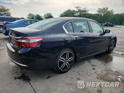 Trzecie zdjęcie samochodu z tyłu: 2017 HONDA ACCORD SPORT VIN:1HGCR2F57HA026281 - miniatura