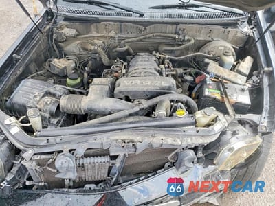 Zdjęcie 11 z 12 samochodu: 2006 TOYOTA TUNDRA DOUBLE CAB SR5 VIN:5TBET34146S498851 - miniatura