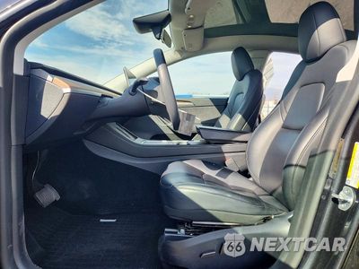 Zdjęcie 7 z 13 samochodu: 2024 TESLA MODEL Y VIN:7SAYGDEE9RF065022 - miniatura