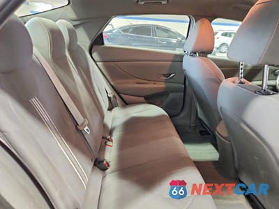 Zdjęcie 10 z 13 samochodu: 2021 HYUNDAI ELANTRA SEL VIN:5NPLM4AG5MH008625 - miniatura