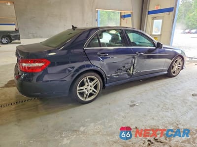 Trzecie zdjęcie samochodu z tyłu: 2011 MERCEDES-BENZ E 350 4MATIC VIN:WDDHF8HB4BA375950 - miniatura