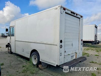 Drugie zdjęcie samochodu z przodu: 2000 FREIGHTLINER MT45 CHASSIS DELIVERY TRUCK VIN:4UZA4FA46YCF82045 - miniatura