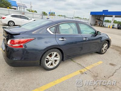 Trzecie zdjęcie samochodu z tyłu: 2015 NISSAN ALTIMA 2.5 SV VIN:1N4AL3AP5FC582537 - miniatura
