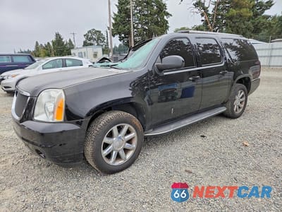 2013 GMC YUKON XL DENALI 1GKS2MEF5DR378294 - główne zdjęcie licytacji z USA - miniatura