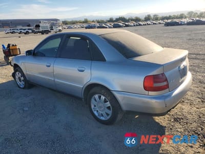 Drugie zdjęcie samochodu z przodu: 2000 AUDI A4 1.8T VIN:WAUAC28D8YA144882 - miniatura