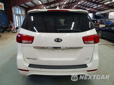 Zdjęcie 6 z 13 samochodu: 2016 KIA SEDONA LX VIN:KNDMB5C14G6114359 - miniatura