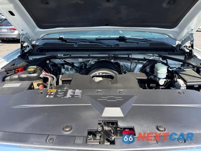 Zdjęcie 9 z 12 samochodu: 2016 CHEVROLET SILVERADO K1500 LT VIN:3GCUKREC5GG199801 - miniatura