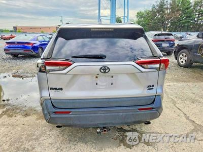 Zdjęcie 6 z 13 samochodu: 2019 TOYOTA RAV4 XLE VIN:JTMP1RFV0KD031733 - miniatura