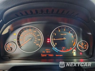 Zdjęcie 9 z 14 samochodu: 2016 BMW X5 XDRIVE35I VIN:5UXKR0C58G0P24985 - miniatura