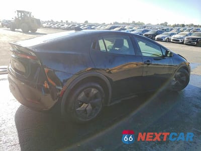 Trzecie zdjęcie samochodu z tyłu: 2024 TOYOTA PRIUS LE VIN:JTDACAAU7R3028490 - miniatura