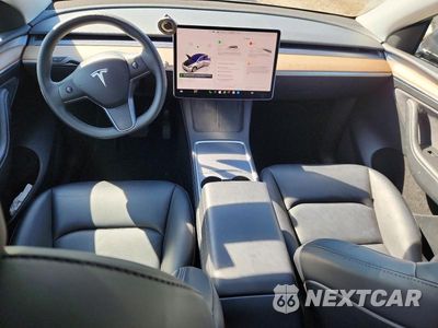 Zdjęcie 8 z 12 samochodu: 2024 TESLA MODEL Y VIN:7SAYGDEE0RF988358 - miniatura
