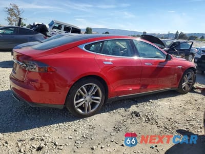 Trzecie zdjęcie samochodu z tyłu: 2014 TESLA MODEL S VIN:5YJSA1S12EFP57282 - miniatura