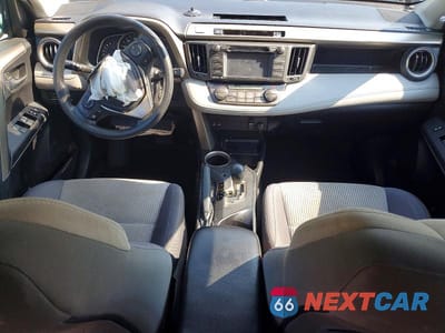 Zdjęcie 8 z 12 samochodu: 2015 TOYOTA RAV4 XLE VIN:2T3RFREV1FW265402 - miniatura