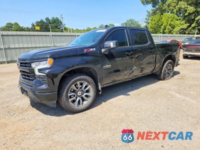 2026 CHEVROLET SILVERADO K1500 RST 2GCUKEED0T1102850 - główne zdjęcie licytacji z USA - miniatura