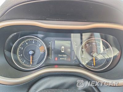 Zdjęcie 9 z 14 samochodu: 2018 JEEP CHEROKEE LATITUDE VIN:1C4PJLCB1JD539067 - miniatura