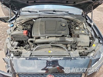 Zdjęcie 11 z 12 samochodu: 2018 JAGUAR XF VIN:SAJBJ4FX0JCY54635 - miniatura