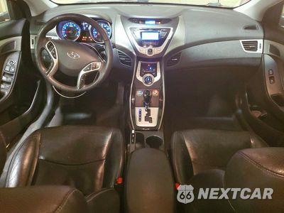 Zdjęcie 8 z 13 samochodu: 2012 HYUNDAI ELANTRA LIMITED VIN:KMHDH4AEXCU247529 - miniatura