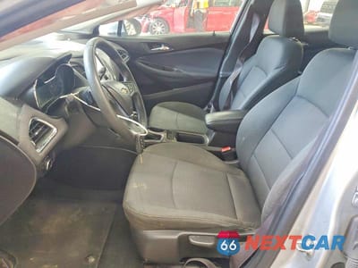Zdjęcie 7 z 12 samochodu: 2017 CHEVROLET CRUZE LT VIN:1G1BE5SM1H7208357 - miniatura