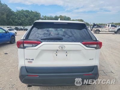 Zdjęcie 6 z 13 samochodu: 2024 TOYOTA RAV4 XLE VIN:2T3W1RFV7RW348532 - miniatura
