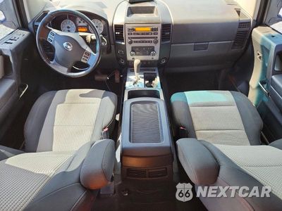 Zdjęcie 8 z 12 samochodu: 2011 NISSAN TITAN SV VIN:1N6BA0EC3BN316889 - miniatura