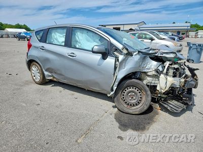Czwarte zdjęcie samochodu z boku: 2014 NISSAN VERSA NOTE SV VIN:3N1CE2CP3EL394724 - miniatura