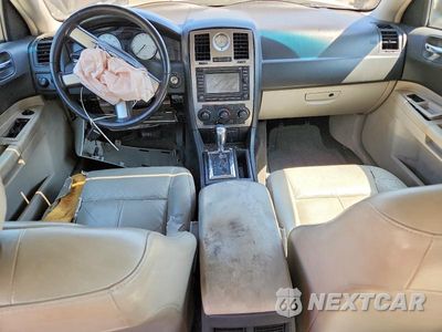 Zdjęcie 8 z 12 samochodu: 2006 CHRYSLER 300 TOURING VIN:2C3KA53G56H138816 - miniatura