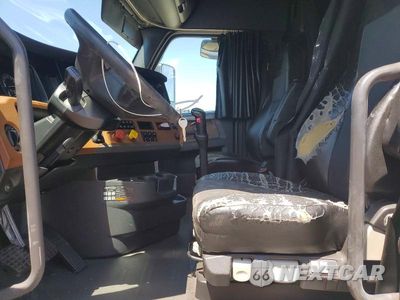 Zdjęcie 7 z 13 samochodu: 2019 FREIGHTLINER CASCADIA 126 SEMI TRUCK VIN:3AKJHHDR4KSKH5966 - miniatura