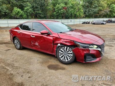 Czwarte zdjęcie samochodu z boku: 2023 NISSAN ALTIMA SV VIN:1N4BL4DW1PN348737 - miniatura