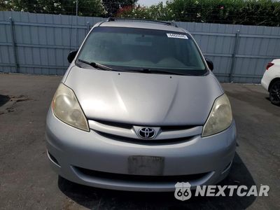 Piąte zdjęcie samochodu w środku: 2010 TOYOTA SIENNA CE 7-PASSENGER VIN:5TDKK4CC1AS305201 - miniatura
