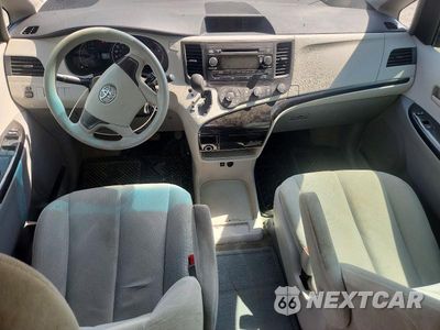 Zdjęcie 8 z 13 samochodu: 2013 TOYOTA SIENNA L 7-PASSENGER VIN:5TDZK3DC8DS398536 - miniatura