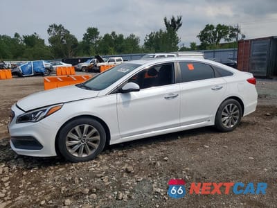 2017 HYUNDAI SONATA SPORT 5NPE34AF5HH460308 - główne zdjęcie licytacji z USA - miniatura