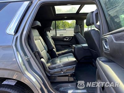 Piąte zdjęcie samochodu w środku: 2022 GMC YUKON SLT VIN:1GKS2BKD2NR133963 - miniatura