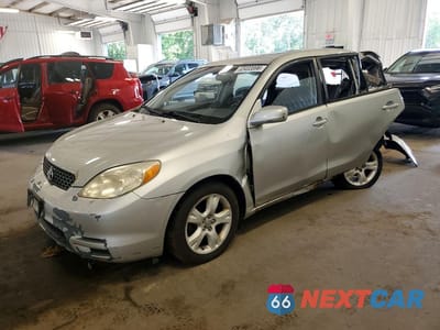 2004 TOYOTA MATRIX XR 2T1LR32E24C201696 - główne zdjęcie licytacji z USA - miniatura
