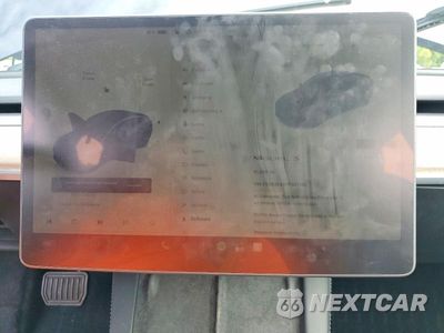 Zdjęcie 9 z 12 samochodu: 2023 TESLA MODEL 3 VIN:5YJ3E1EAXPF397153 - miniatura