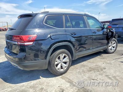 Trzecie zdjęcie samochodu z tyłu: 2018 VOLKSWAGEN ATLAS S VIN:1V2AP2CA2JC598557 - miniatura