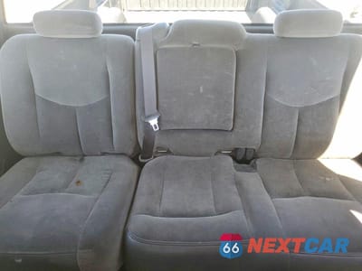 Zdjęcie 10 z 13 samochodu: 2006 GMC SIERRA C2500 HEAVY DUTY VIN:1GTHC23D36F201370 - miniatura