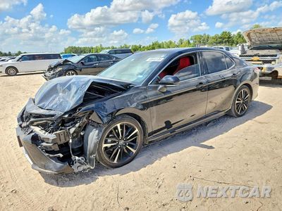 2020 TOYOTA CAMRY XSE V6 4T1KZ1AKXLU038011 - główne zdjęcie licytacji z USA - miniatura