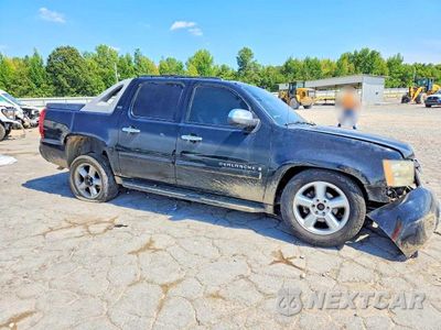Czwarte zdjęcie samochodu z boku: 2008 CHEVROLET AVALANCHE K1500 VIN:3GNFK12388G231437 - miniatura