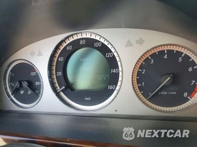 Zdjęcie 9 z 12 samochodu: 2011 MERCEDES-BENZ GLK 350 VIN:WDCGG5GB0BF588023 - miniatura