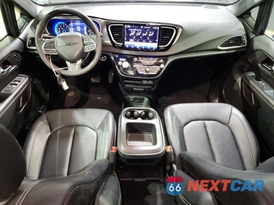 Zdjęcie 8 z 13 samochodu: 2025 CHRYSLER PACIFICA SELECT VIN:2C4RC1BG4SR561454 - miniatura