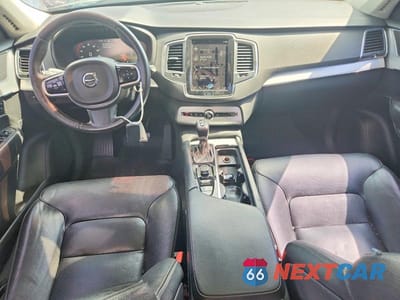 Zdjęcie 8 z 13 samochodu: 2017 VOLVO XC90 T6 VIN:YV4A22PK9H1115703 - miniatura