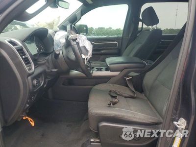 Zdjęcie 7 z 12 samochodu: 2020 RAM 1500 BIG HORN/LONE STAR VIN:1C6RREFT1LN401857 - miniatura