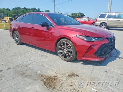 Czwarte zdjęcie samochodu z boku: 2019 TOYOTA AVALON TOURING VIN:4T1BZ1FB8KU002423 - miniatura
